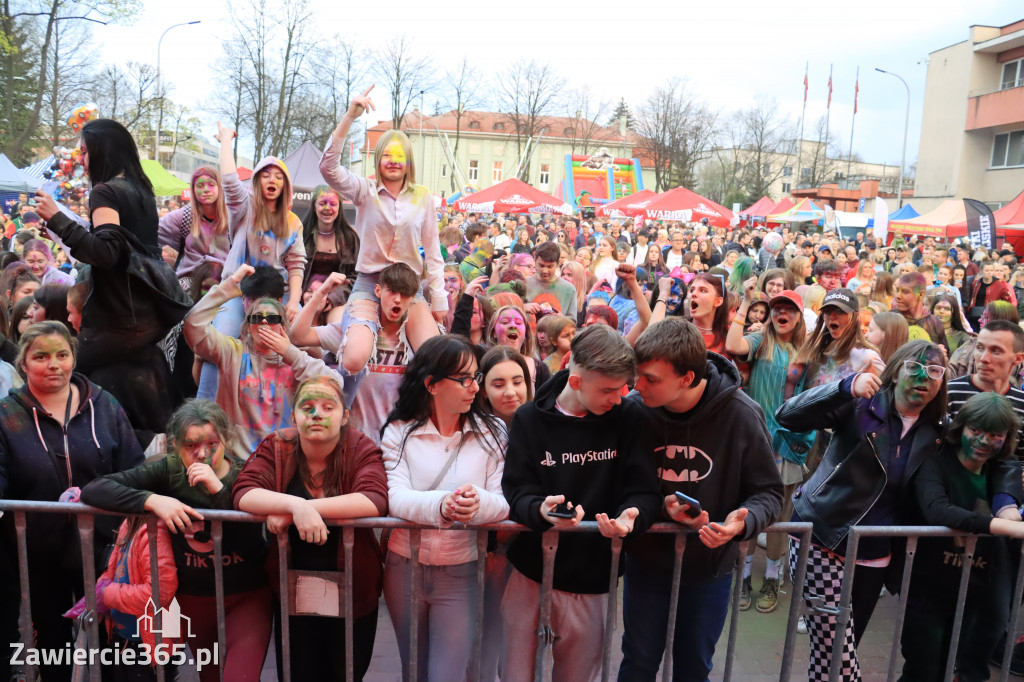 Zawierciańska Majówka 2022  Festiwal Kolorów z Koloversi, Łobuzy, Borys LBD