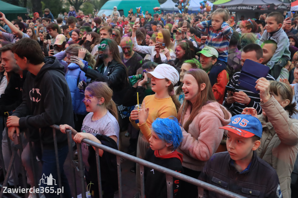Zawierciańska Majówka 2022  Festiwal Kolorów z Koloversi, Łobuzy, Borys LBD