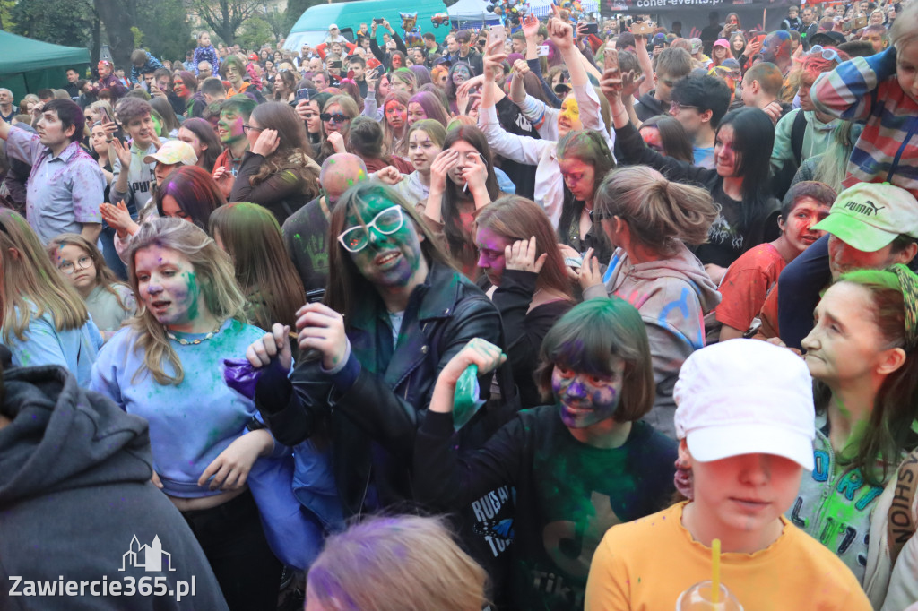 Zawierciańska Majówka 2022  Festiwal Kolorów z Koloversi, Łobuzy, Borys LBD