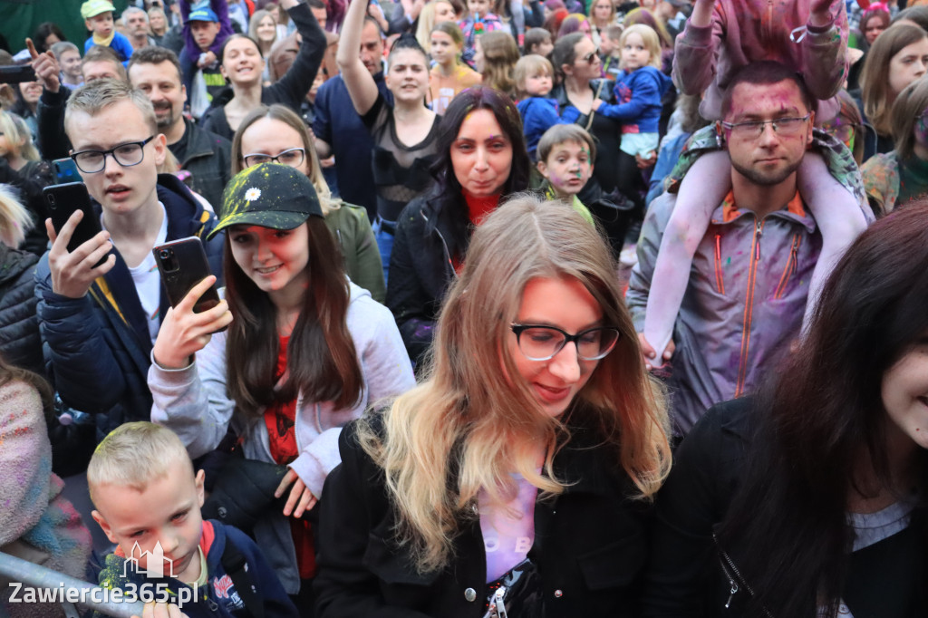 Zawierciańska Majówka 2022  Festiwal Kolorów z Koloversi, Łobuzy, Borys LBD
