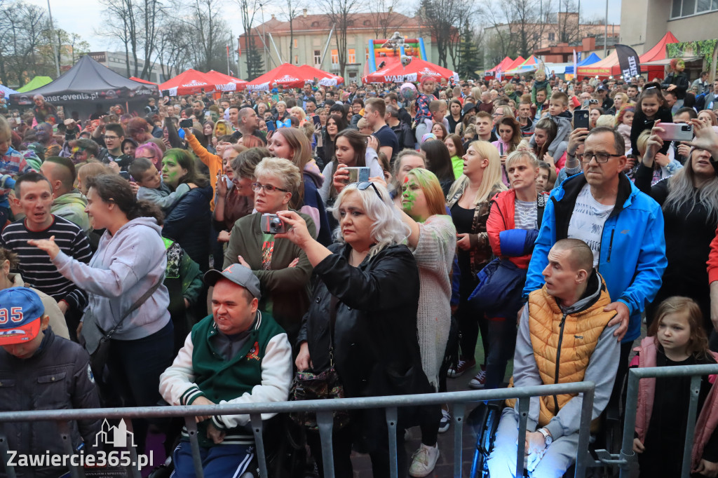 Zawierciańska Majówka 2022  Festiwal Kolorów z Koloversi, Łobuzy, Borys LBD