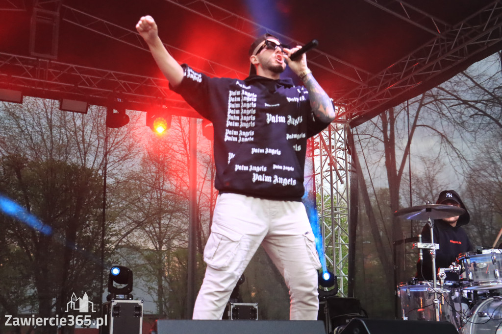 Zawierciańska Majówka 2022  Festiwal Kolorów z Koloversi, Łobuzy, Borys LBD