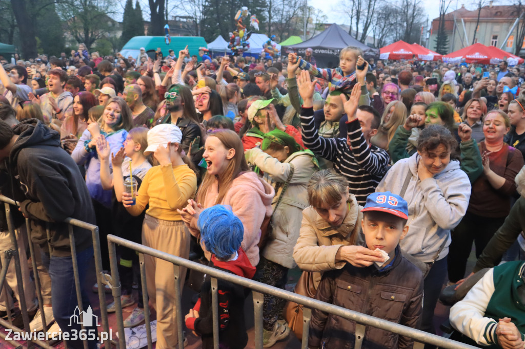 Zawierciańska Majówka 2022  Festiwal Kolorów z Koloversi, Łobuzy, Borys LBD