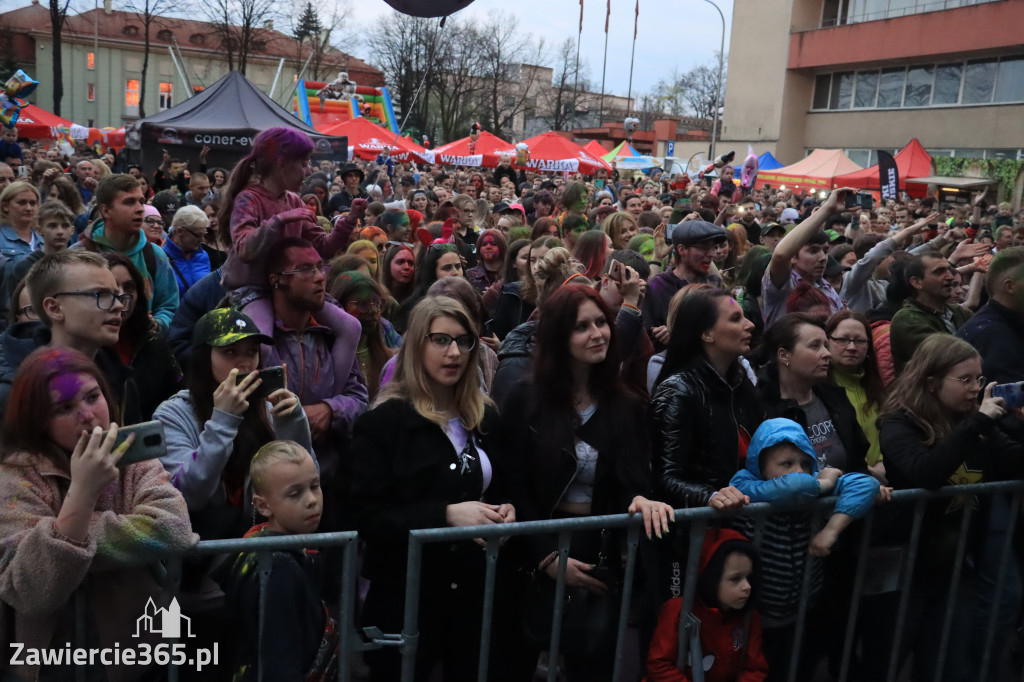 Zawierciańska Majówka 2022  Festiwal Kolorów z Koloversi, Łobuzy, Borys LBD
