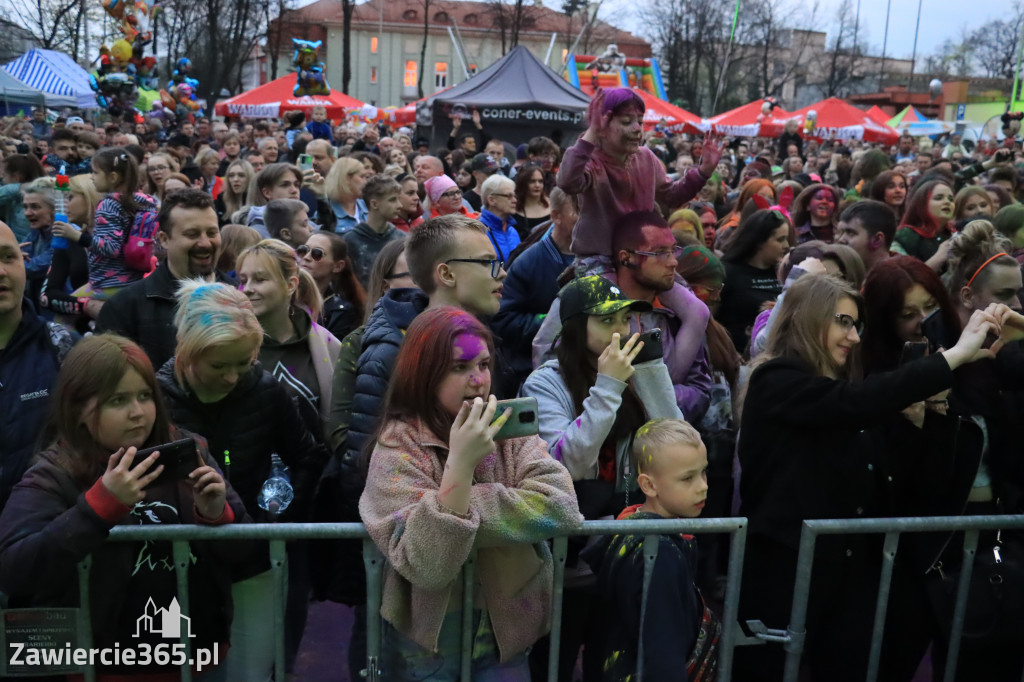 Zawierciańska Majówka 2022  Festiwal Kolorów z Koloversi, Łobuzy, Borys LBD