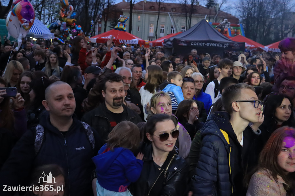 Zawierciańska Majówka 2022  Festiwal Kolorów z Koloversi, Łobuzy, Borys LBD