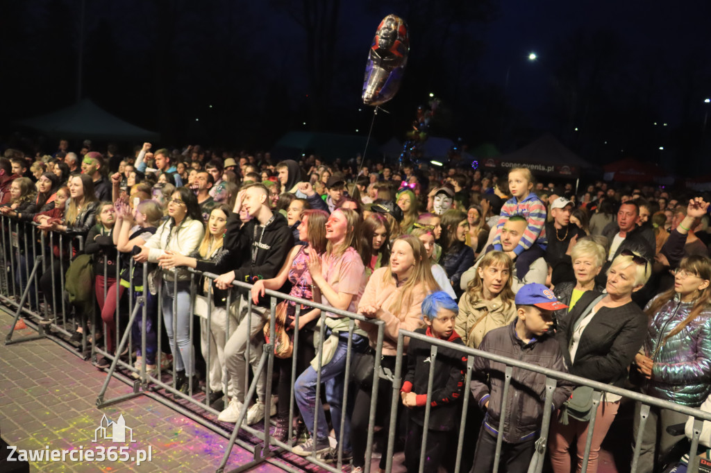 Zawierciańska Majówka 2022  Festiwal Kolorów z Koloversi, Łobuzy, Borys LBD