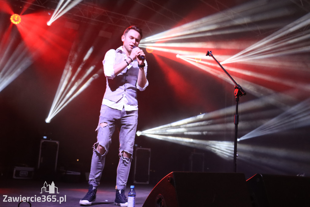Zawierciańska Majówka 2022  Festiwal Kolorów z Koloversi, Łobuzy, Borys LBD