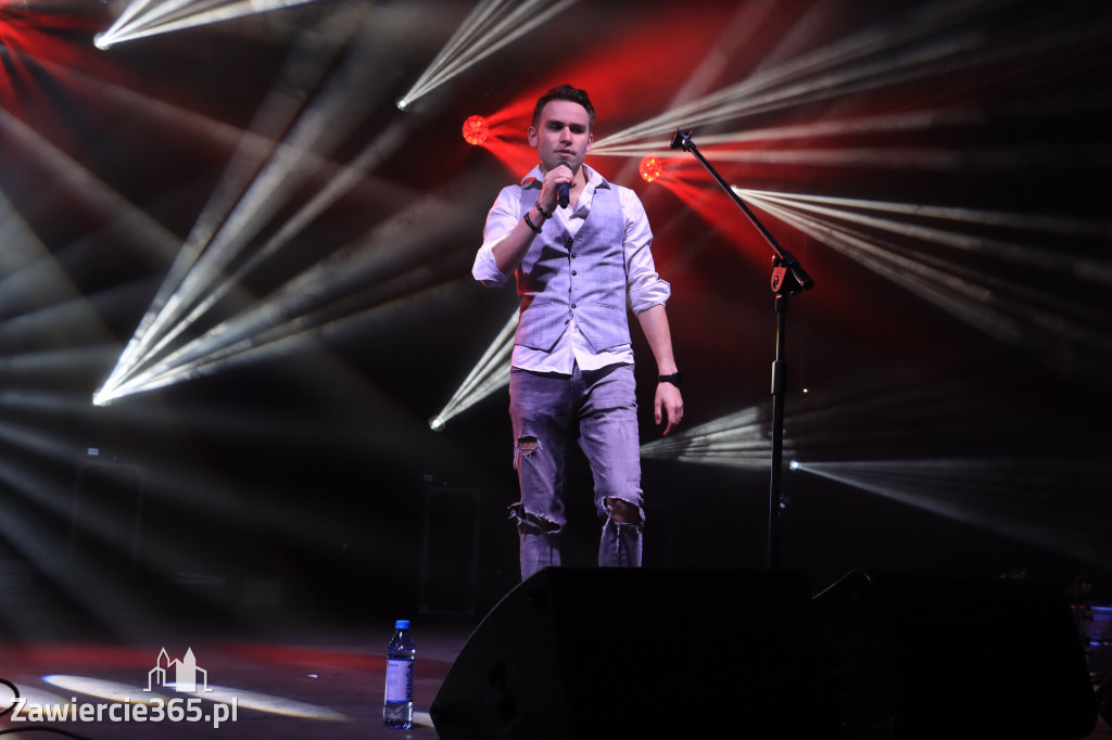 Zawierciańska Majówka 2022  Festiwal Kolorów z Koloversi, Łobuzy, Borys LBD