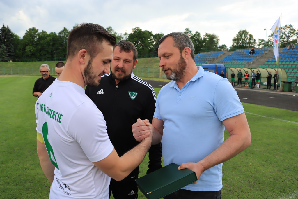 Brawo KP Warta Zawiercie wygrywamy  5:1 z GKS Szombierki Bytom.