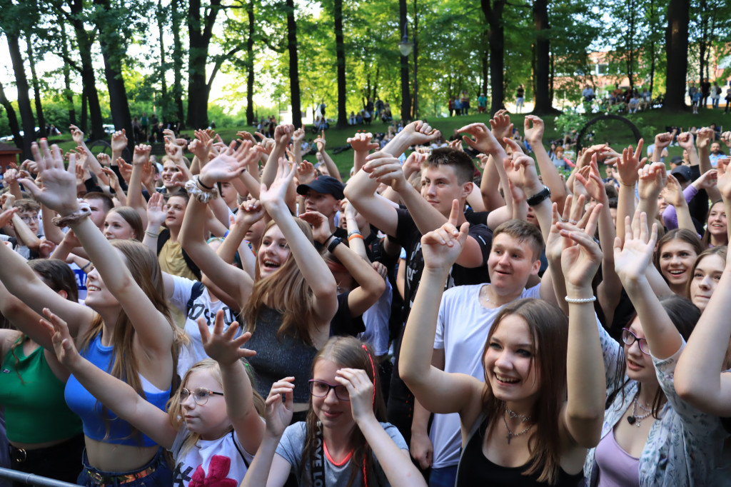 Piknik Ekologiczny w Zawierciu i koncert Dawida Artysty