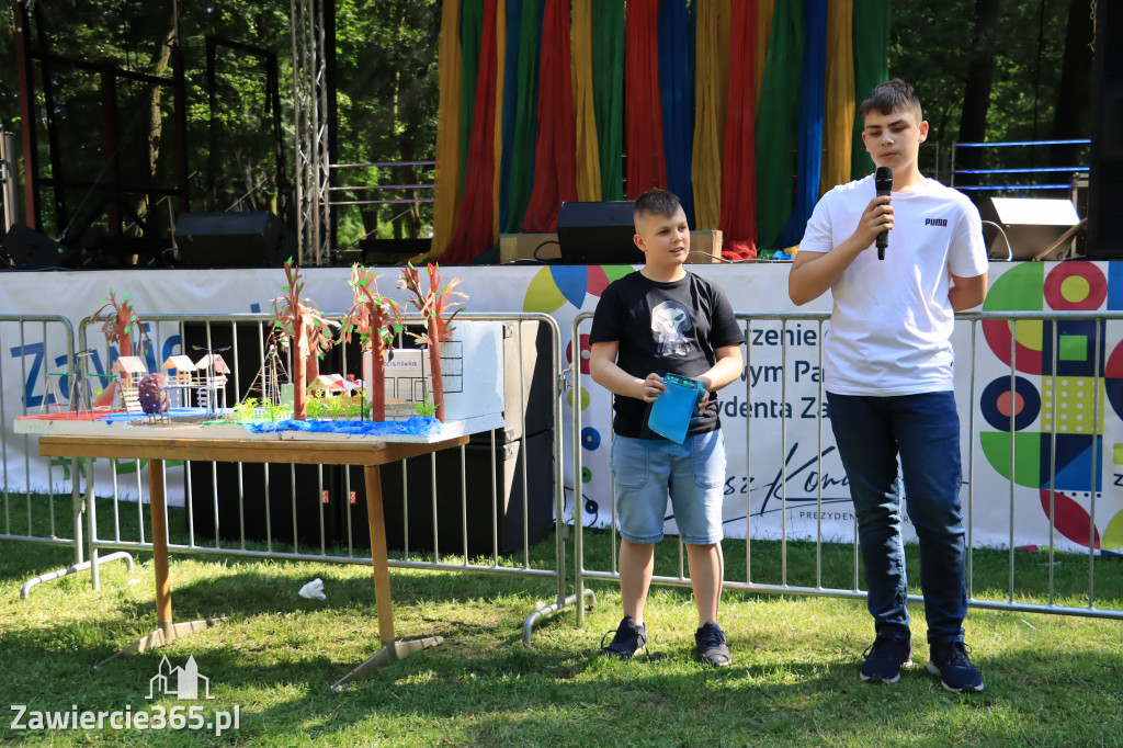 Piknik Ekologiczny w Zawierciu i koncert Dawida Artysty