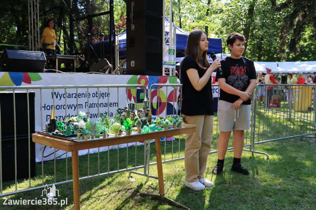 Piknik Ekologiczny w Zawierciu i koncert Dawida Artysty