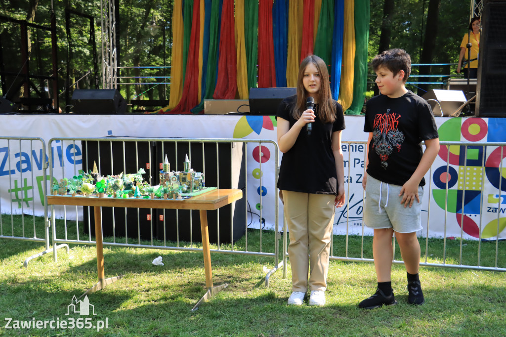 Piknik Ekologiczny w Zawierciu i koncert Dawida Artysty