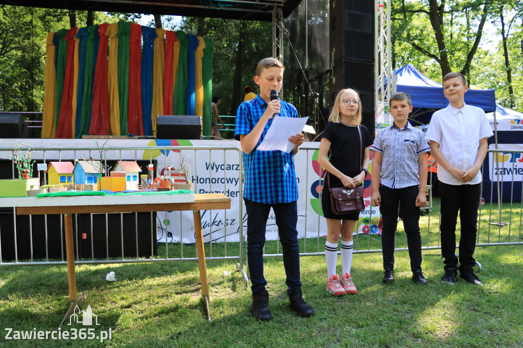 Piknik Ekologiczny w Zawierciu i koncert Dawida Artysty