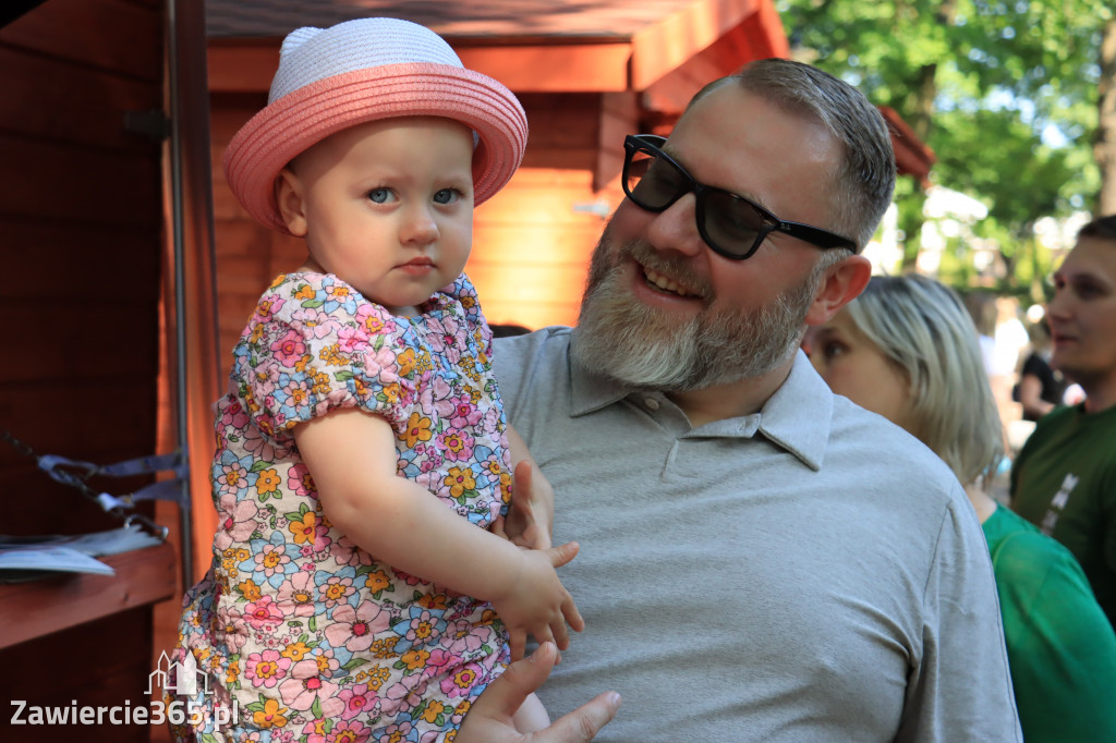 Piknik Ekologiczny w Zawierciu i koncert Dawida Artysty