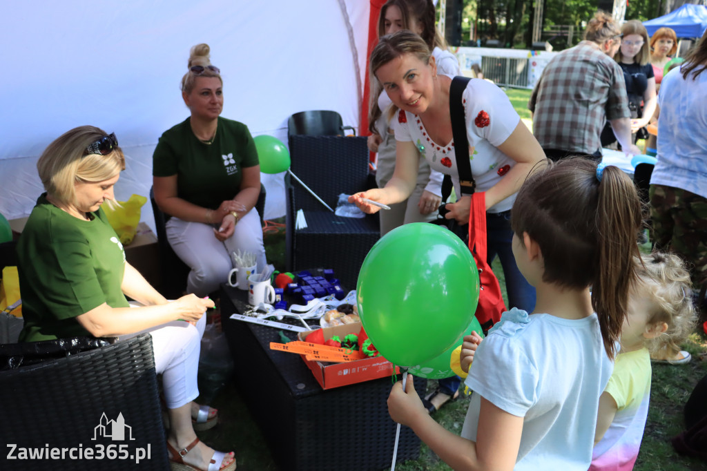 Piknik Ekologiczny w Zawierciu i koncert Dawida Artysty