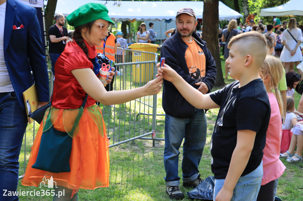 Piknik Ekologiczny w Zawierciu i koncert Dawida Artysty