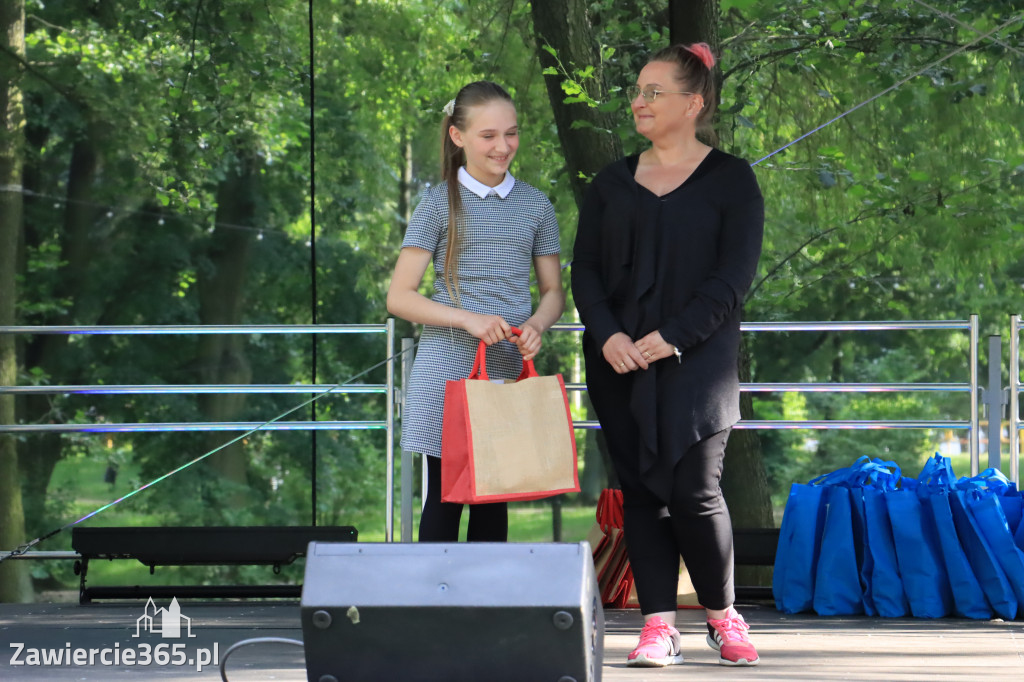 Piknik Ekologiczny w Zawierciu i koncert Dawida Artysty
