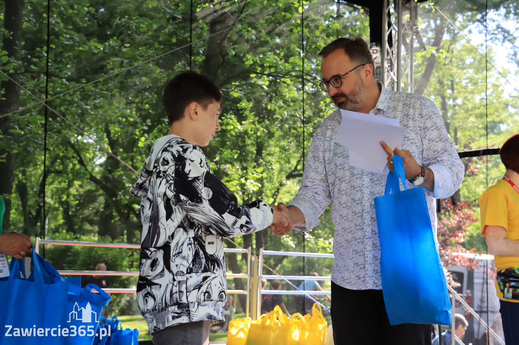 Piknik Ekologiczny w Zawierciu i koncert Dawida Artysty