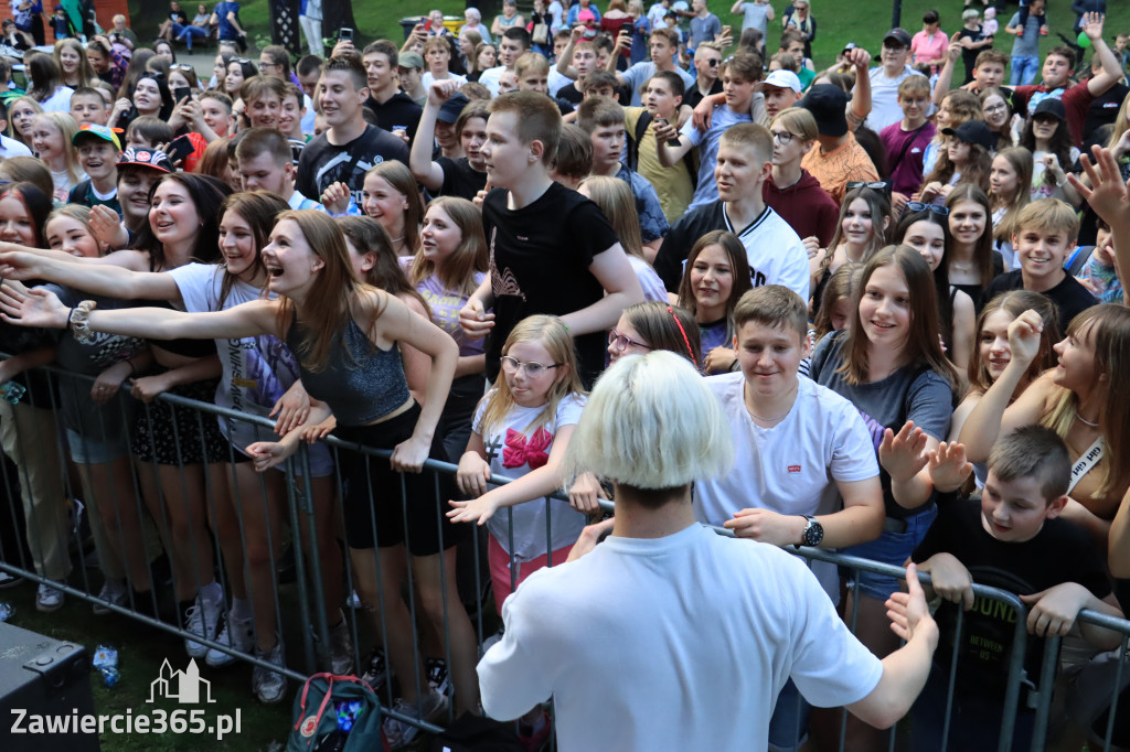 Piknik Ekologiczny w Zawierciu i koncert Dawida Artysty
