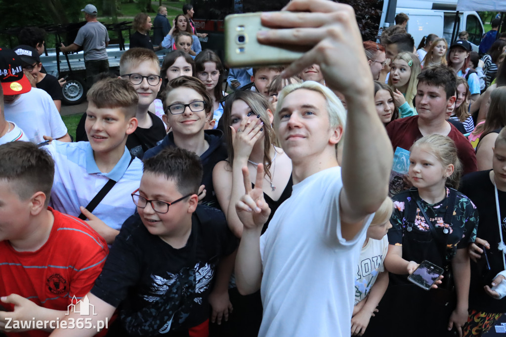 Piknik Ekologiczny w Zawierciu i koncert Dawida Artysty