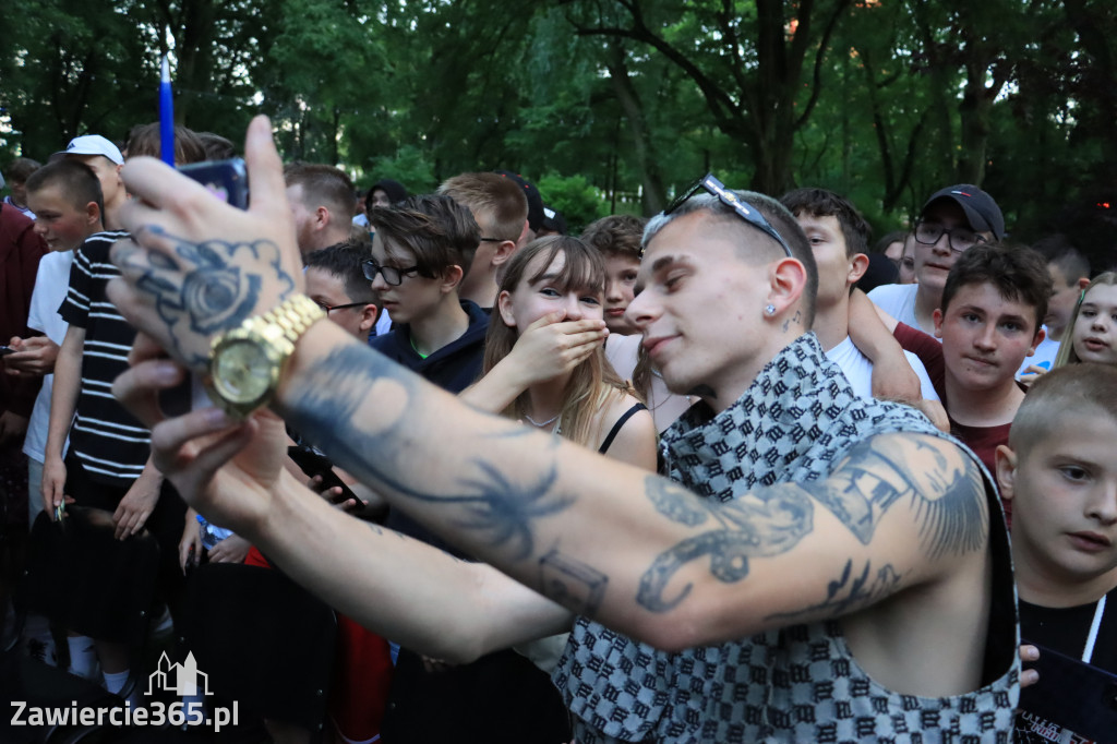 Piknik Ekologiczny w Zawierciu i koncert Dawida Artysty