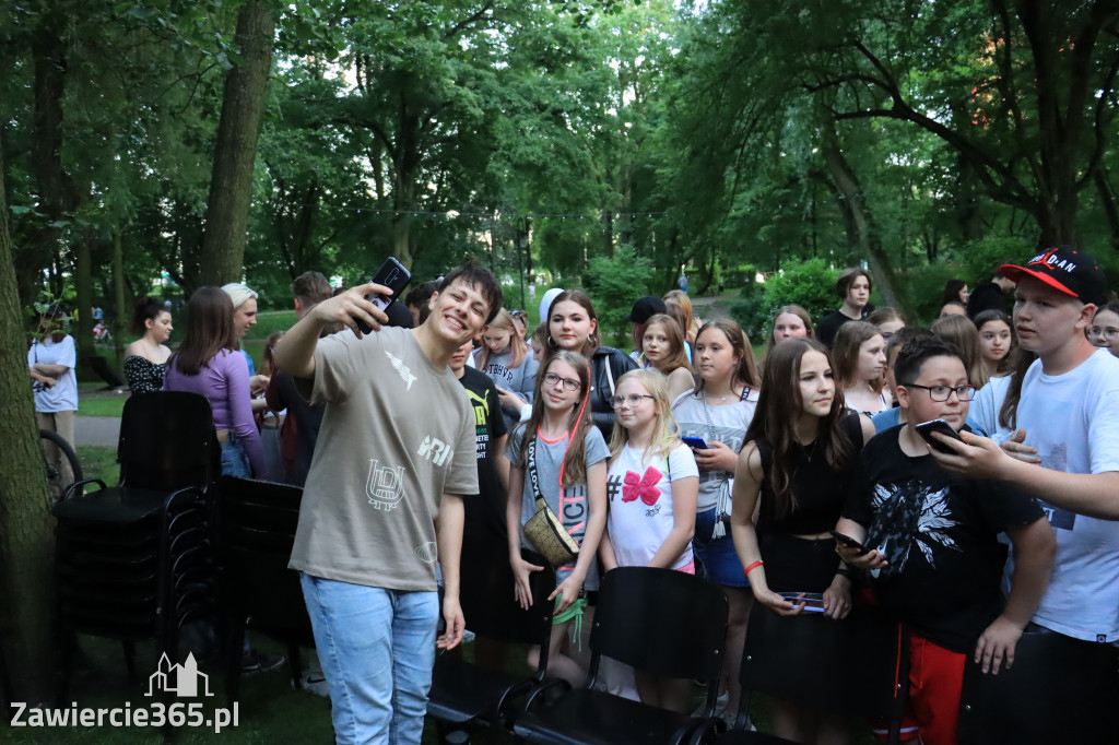 Piknik Ekologiczny w Zawierciu i koncert Dawida Artysty