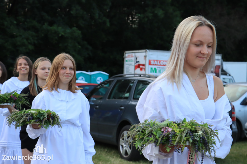 Tak bawiły się ŁAZY - ŚWIĘTO KUPAŁY 2022