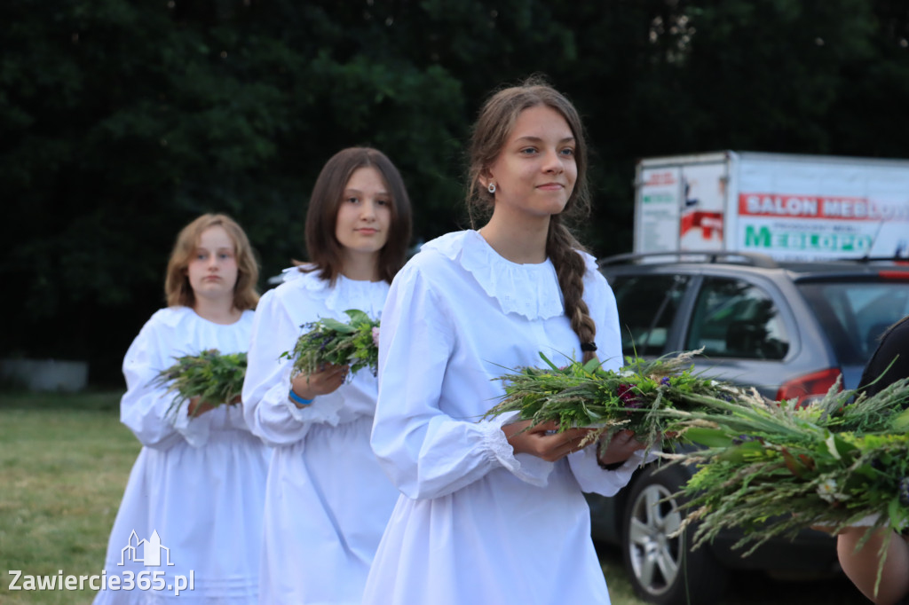 Tak bawiły się ŁAZY - ŚWIĘTO KUPAŁY 2022