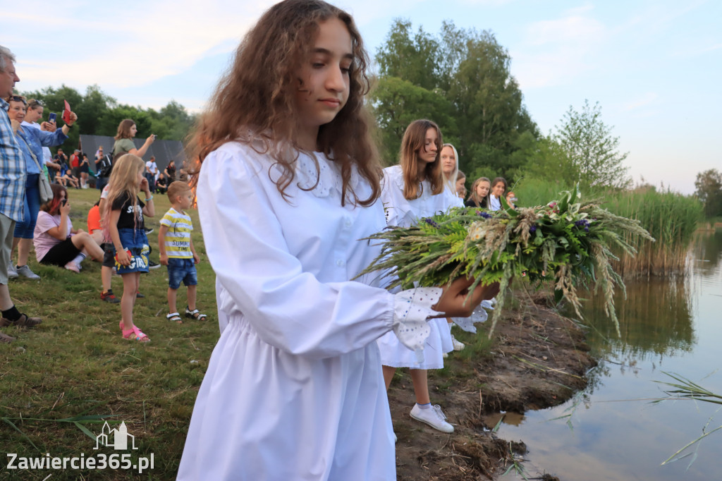 Tak bawiły się ŁAZY - ŚWIĘTO KUPAŁY 2022