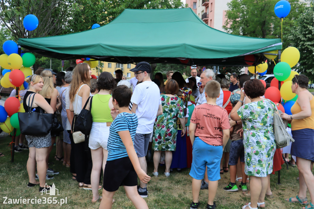 Happenig Urodzinowy - tort na Fontannie, Zawiercie!