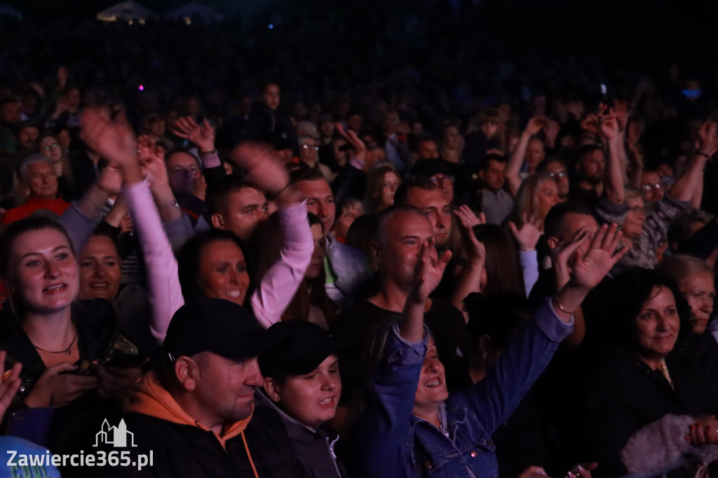 Koncert zespołu FEEL podczas Dni Ogrodzieńca 2022r.