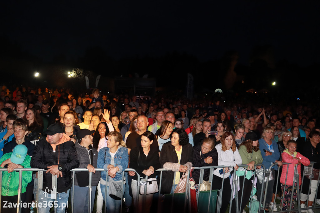 Koncert zespołu FEEL podczas Dni Ogrodzieńca 2022r.