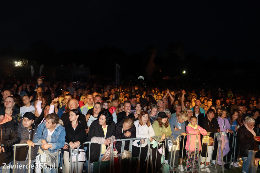 Koncert zespołu FEEL podczas Dni Ogrodzieńca 2022r.