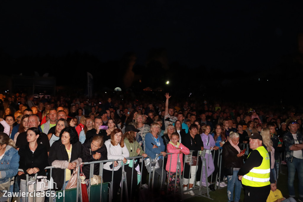 Koncert zespołu FEEL podczas Dni Ogrodzieńca 2022r.