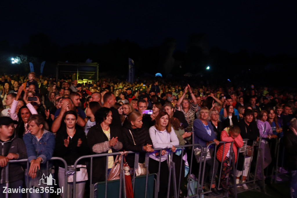 Koncert zespołu FEEL podczas Dni Ogrodzieńca 2022r.