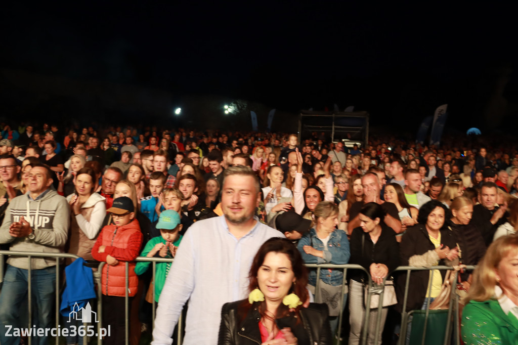 Koncert zespołu FEEL podczas Dni Ogrodzieńca 2022r.