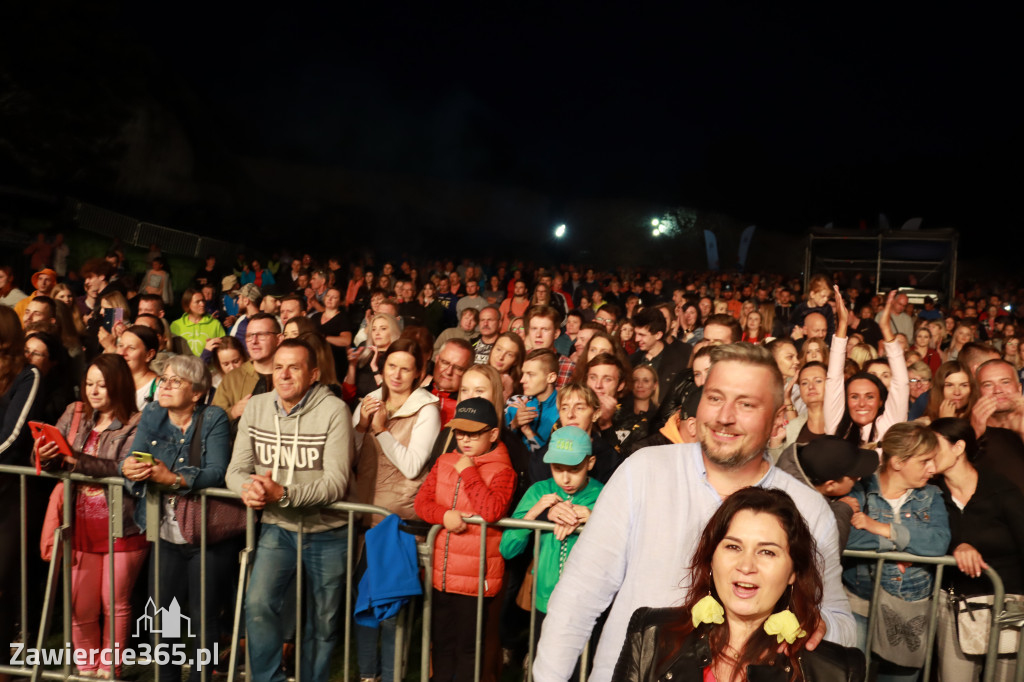 Koncert zespołu FEEL podczas Dni Ogrodzieńca 2022r.