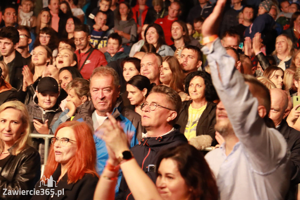 Koncert zespołu FEEL podczas Dni Ogrodzieńca 2022r.