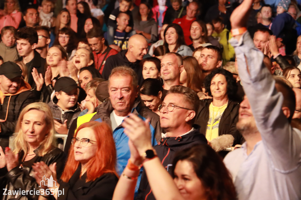 Koncert zespołu FEEL podczas Dni Ogrodzieńca 2022r.
