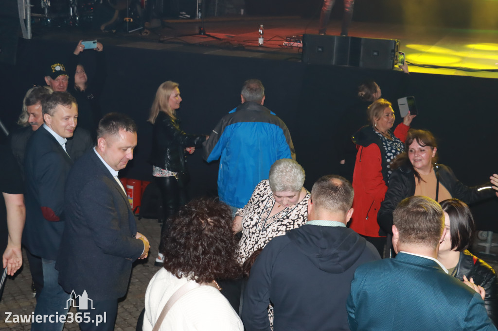 Koncert zespołu FEEL podczas Dni Ogrodzieńca 2022r.