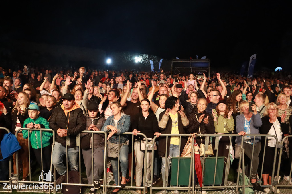Koncert zespołu FEEL podczas Dni Ogrodzieńca 2022r.