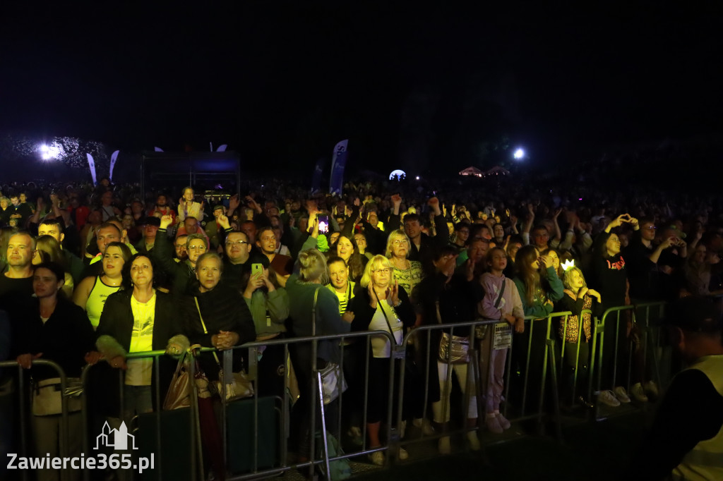 Koncert zespołu FEEL podczas Dni Ogrodzieńca 2022r.