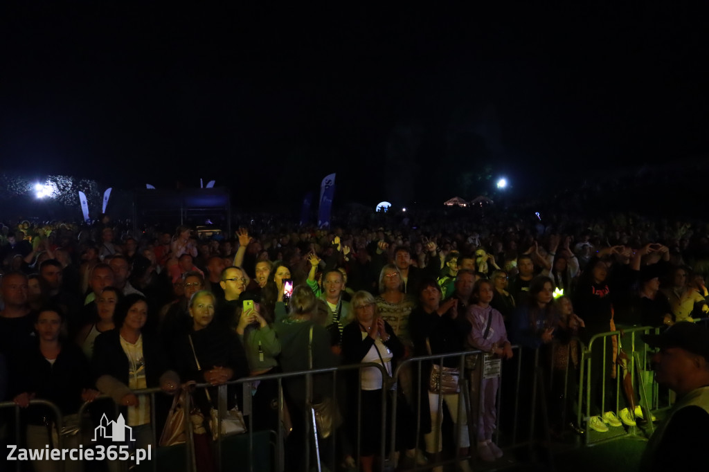 Koncert zespołu FEEL podczas Dni Ogrodzieńca 2022r.