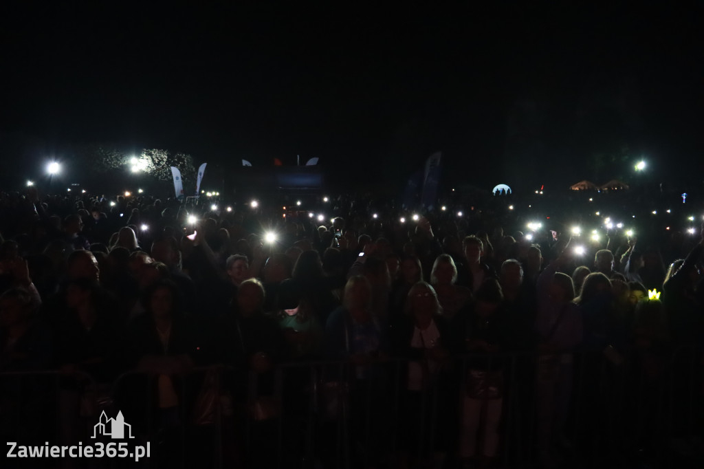 Koncert zespołu FEEL podczas Dni Ogrodzieńca 2022r.