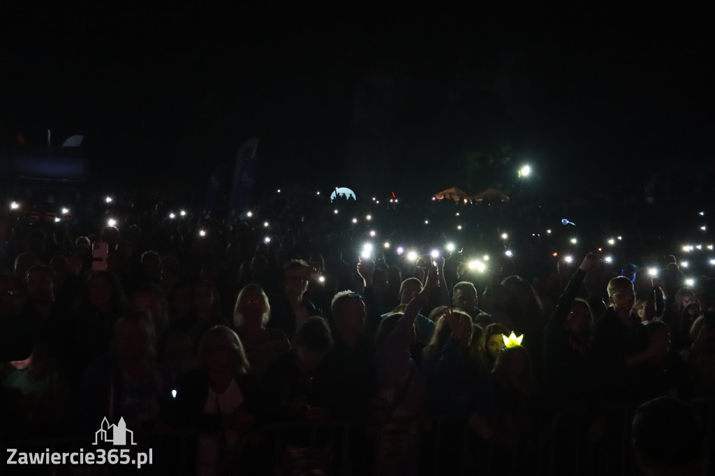 Koncert zespołu FEEL podczas Dni Ogrodzieńca 2022r.