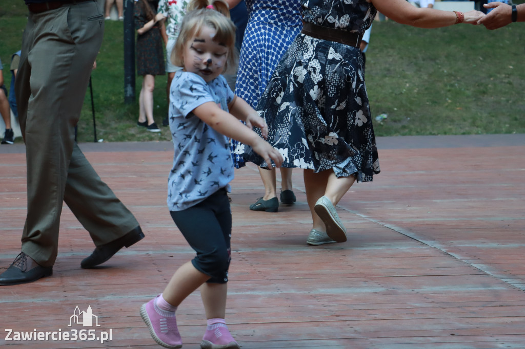 Słodkie Swing Party w Parku Miejskim w Zawierciu