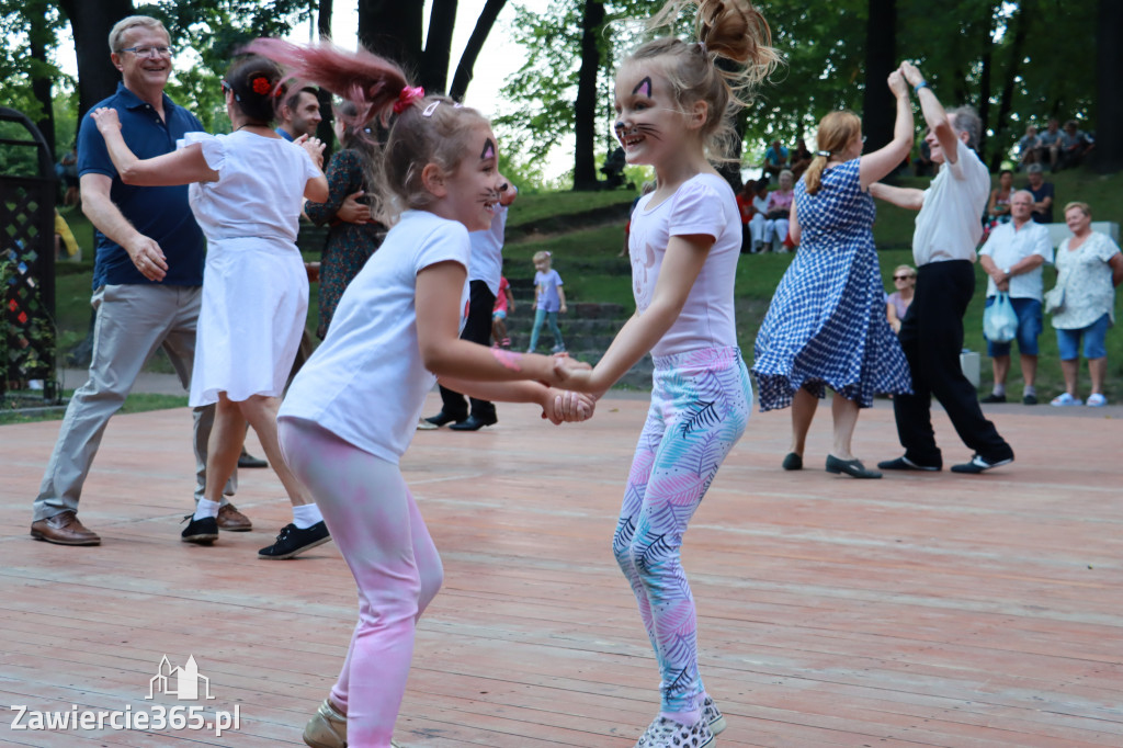 Słodkie Swing Party w Parku Miejskim w Zawierciu