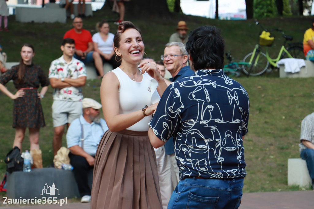 Słodkie Swing Party w Parku Miejskim w Zawierciu